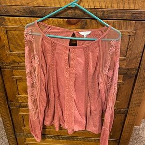 Lucky Brand pink lace keyhole top